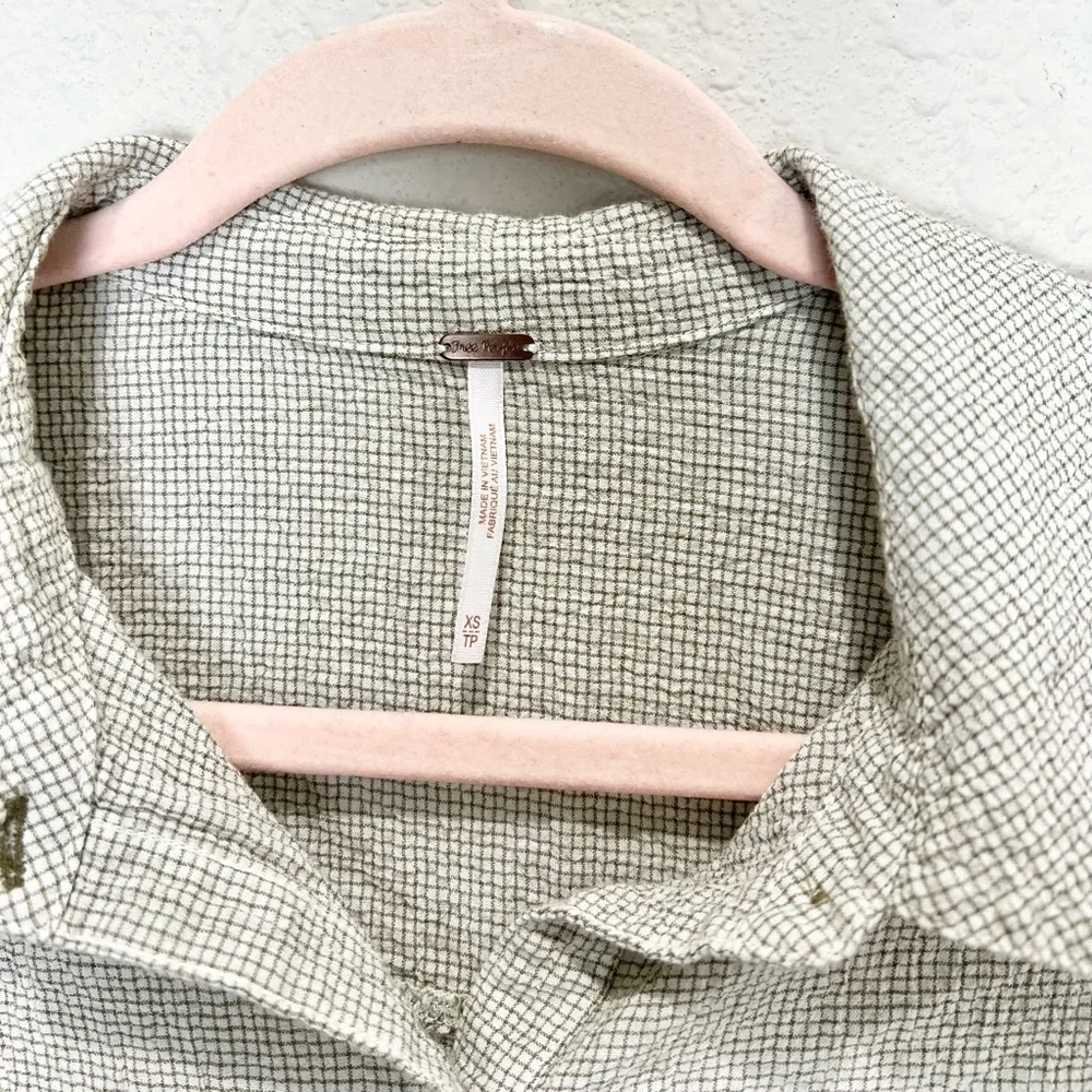 Free People Love Her Madly Puckered Checked Size Extra Small XS - Picture 9 of 10